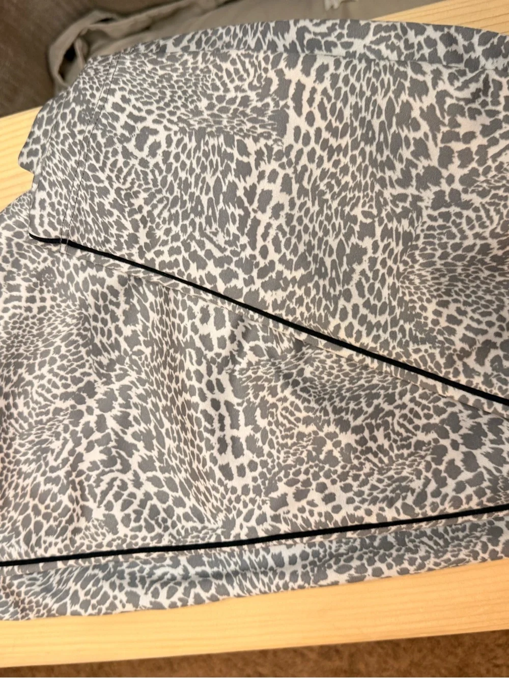 Nike One Dri-FIT Leopard Print 7/8 Leggings Gray Animal Small
